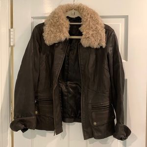 Banana Republic 100% genuine leather jacket - size large